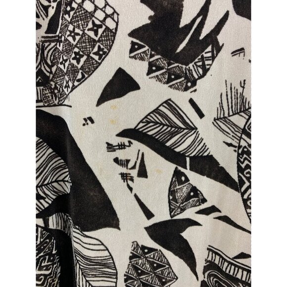 Chicos Travelers Leaf Print Top Size 3 Acetate/Spandex - Picture 4 of 4